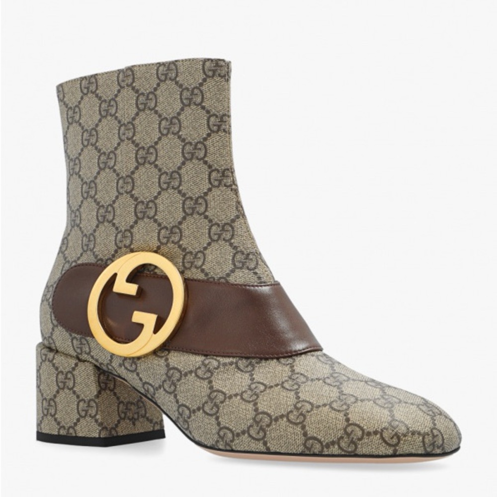 Gucci Cream and Brown Ankle Boots with Gold Buckle - Picture 6 of 10